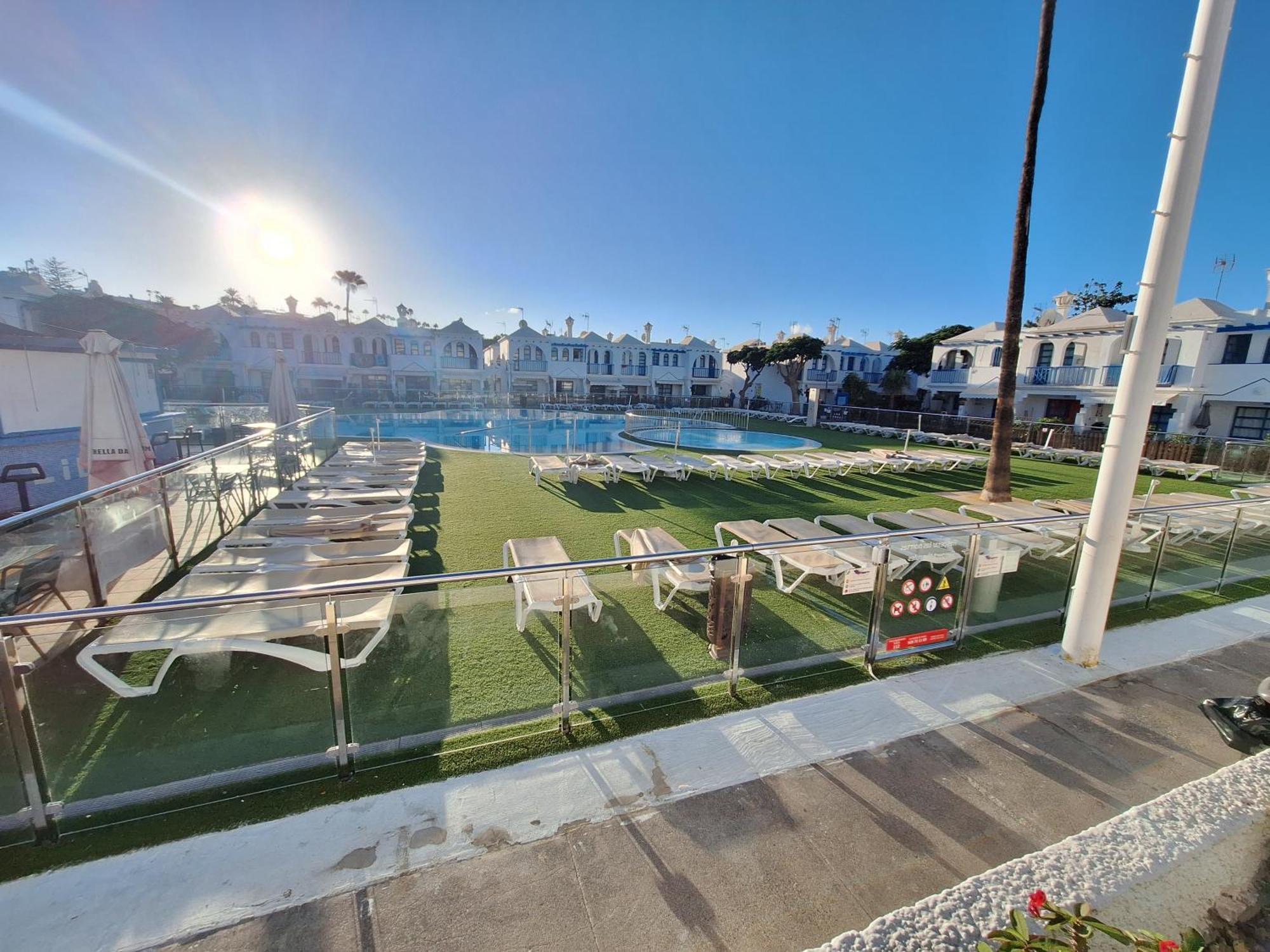 Poolfront Bungalow Playa del Inglés Exteriör bild