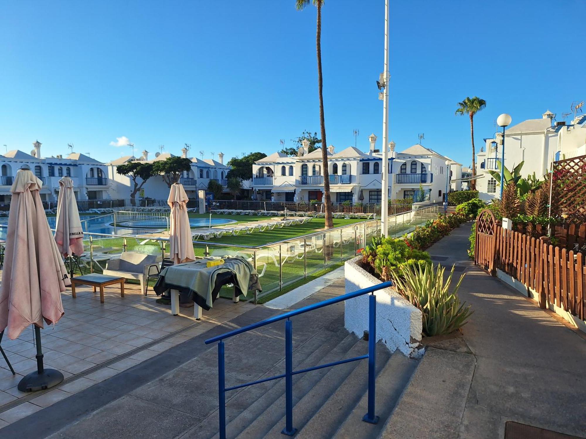 Poolfront Bungalow Playa del Inglés Exteriör bild